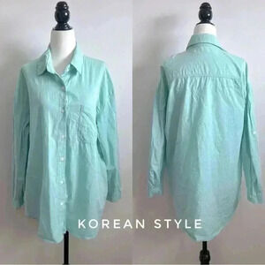 Korean Style button  down shirts in mint color size M/L